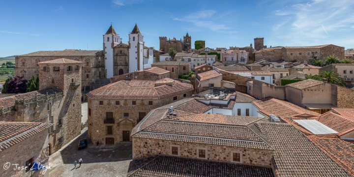 Cáceres100